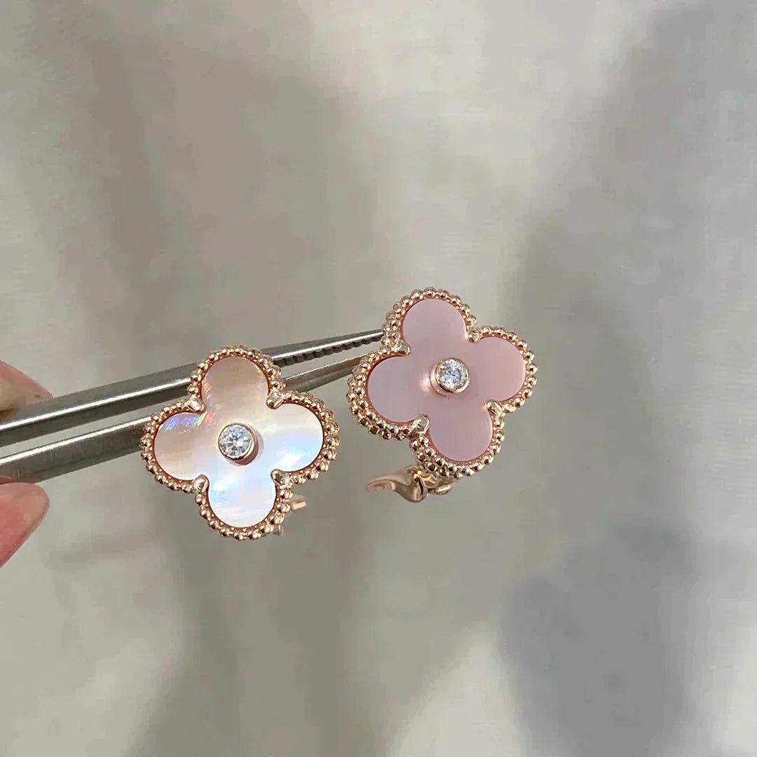 [BloomBling]CLOVER MEDIUM 1 MOTIFS  PINK MOP DIAMOND EARRINGS