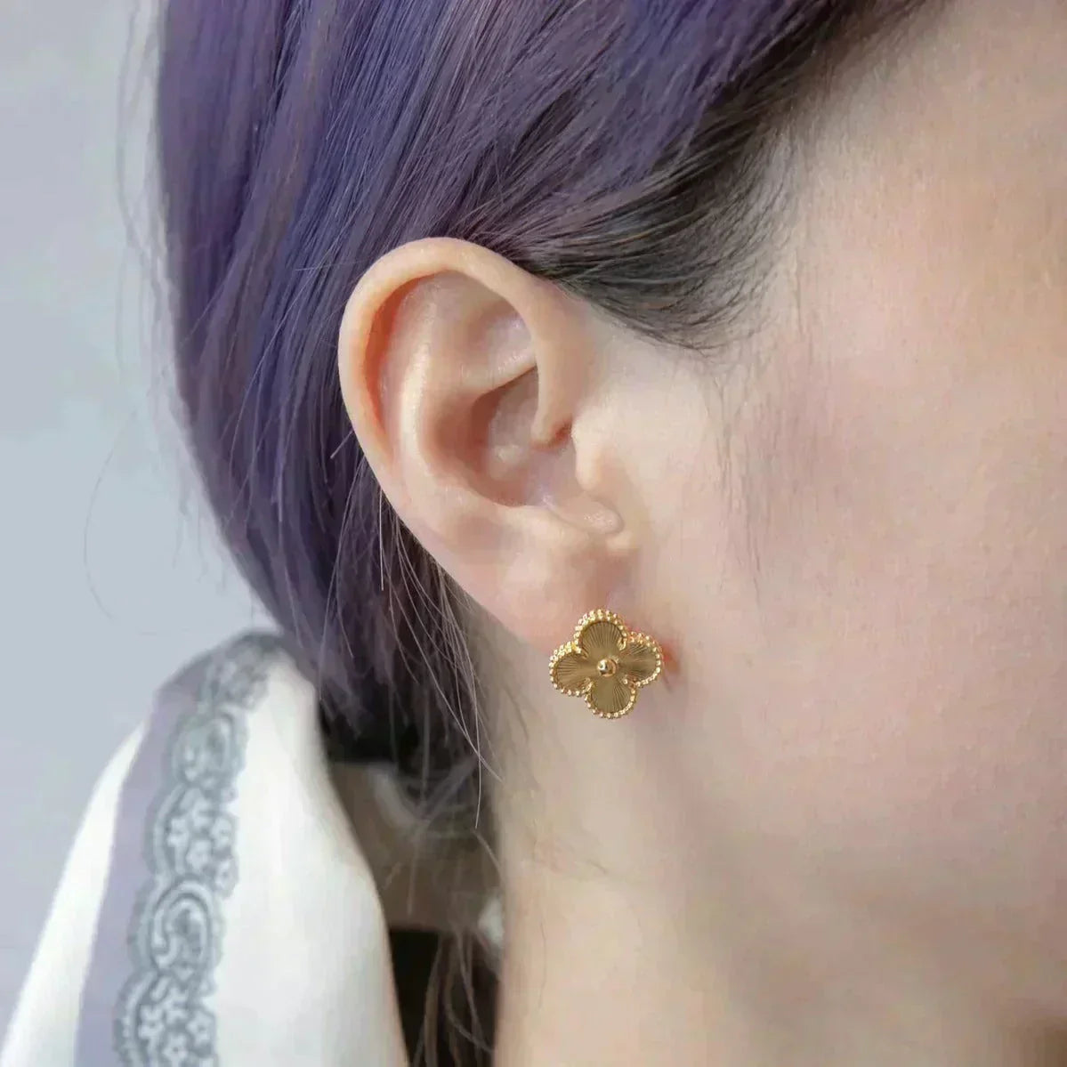[BloomBling]CLOVER MEDIUM 1 MOTIFS LASER EARRINGS