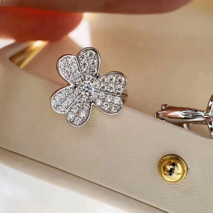 [BloomBling]CLOVER COMOS DIAMOND EARRINGS SILVER