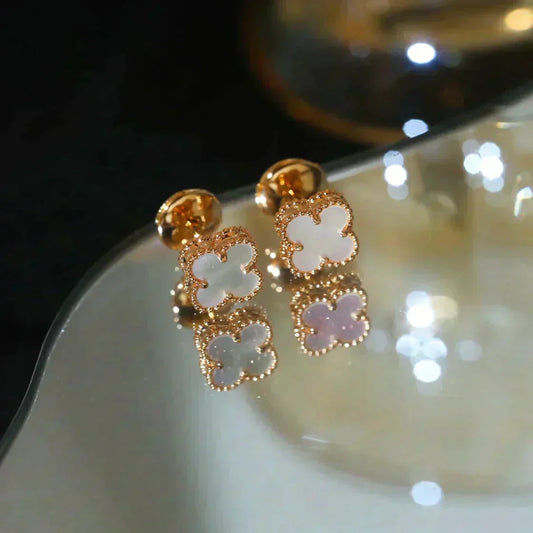 [BloomBling]CLOVER MINI 9.5MM WHITE MOP EARRINGS