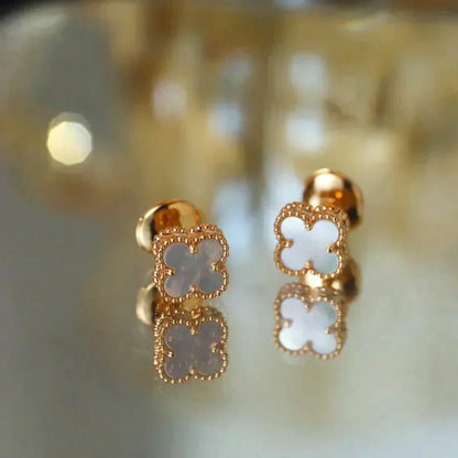 [BloomBling]CLOVER MINI 9.5MM WHITE MOP EARRINGS
