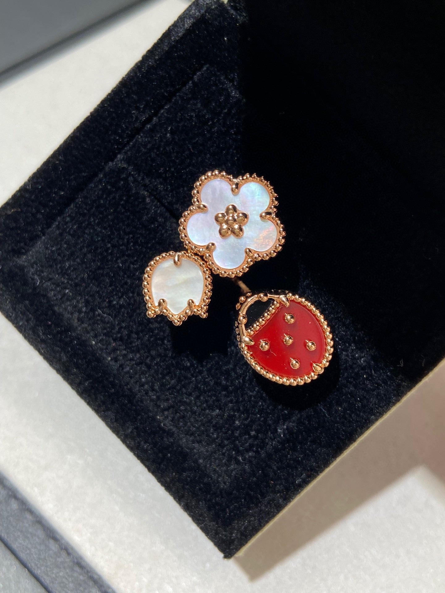 [BloomBling]LUCKY 3 MOTIF ROSE GOLD RING