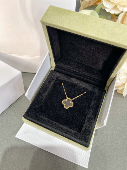 [BloomBling]CLOVER ROCK CRYSTAL ROSE GOLD NECKLACE
