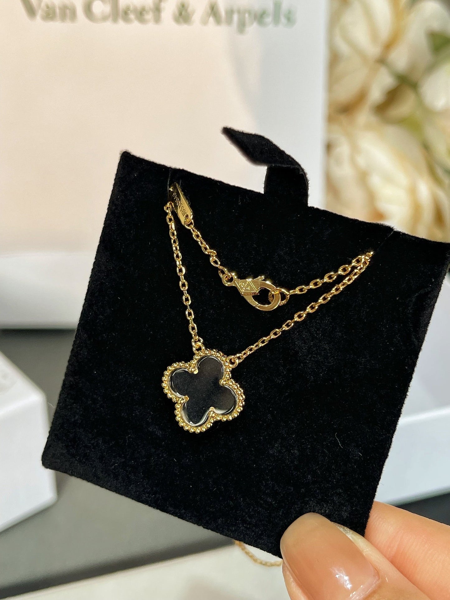 [BloomBling]CLOVER ROCK CRYSTAL ROSE GOLD NECKLACE