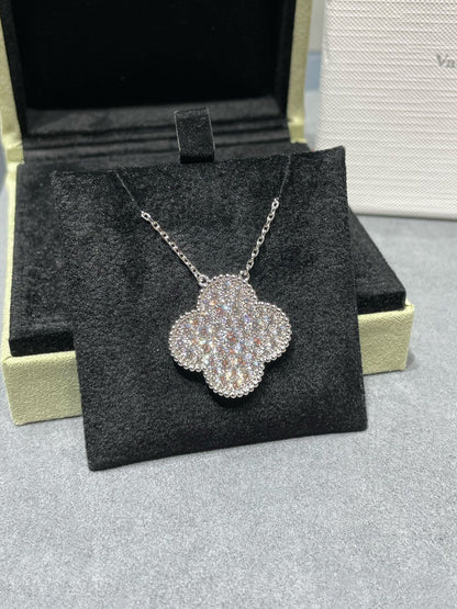 [BloomBling]CLOVER 25MM LARGE PENDANT DIAMOND PAVED SILVER NECKLACE