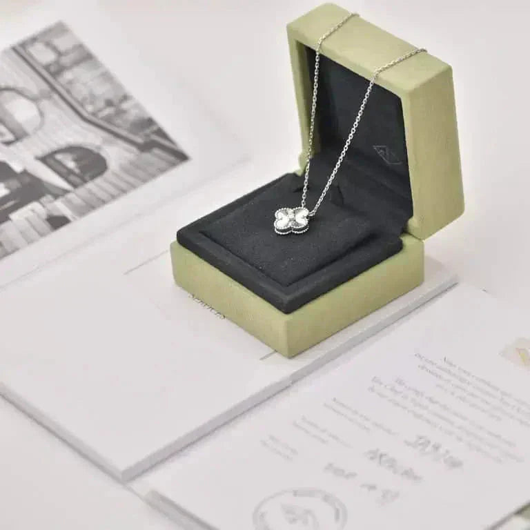 [BloomBling]CLOVER  15MM DIAMOND LASER NECKLACE SILVER