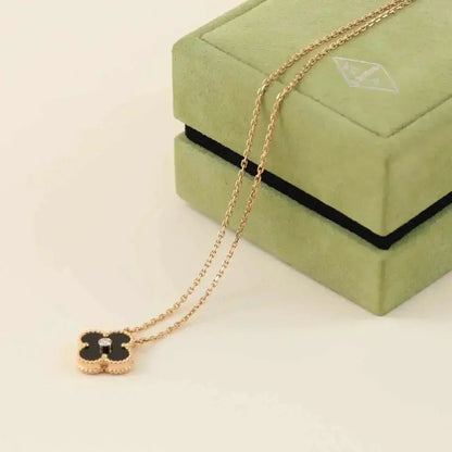 [BloomBling]CLOVER 15MM DIAMOND ONYX NECKLACE