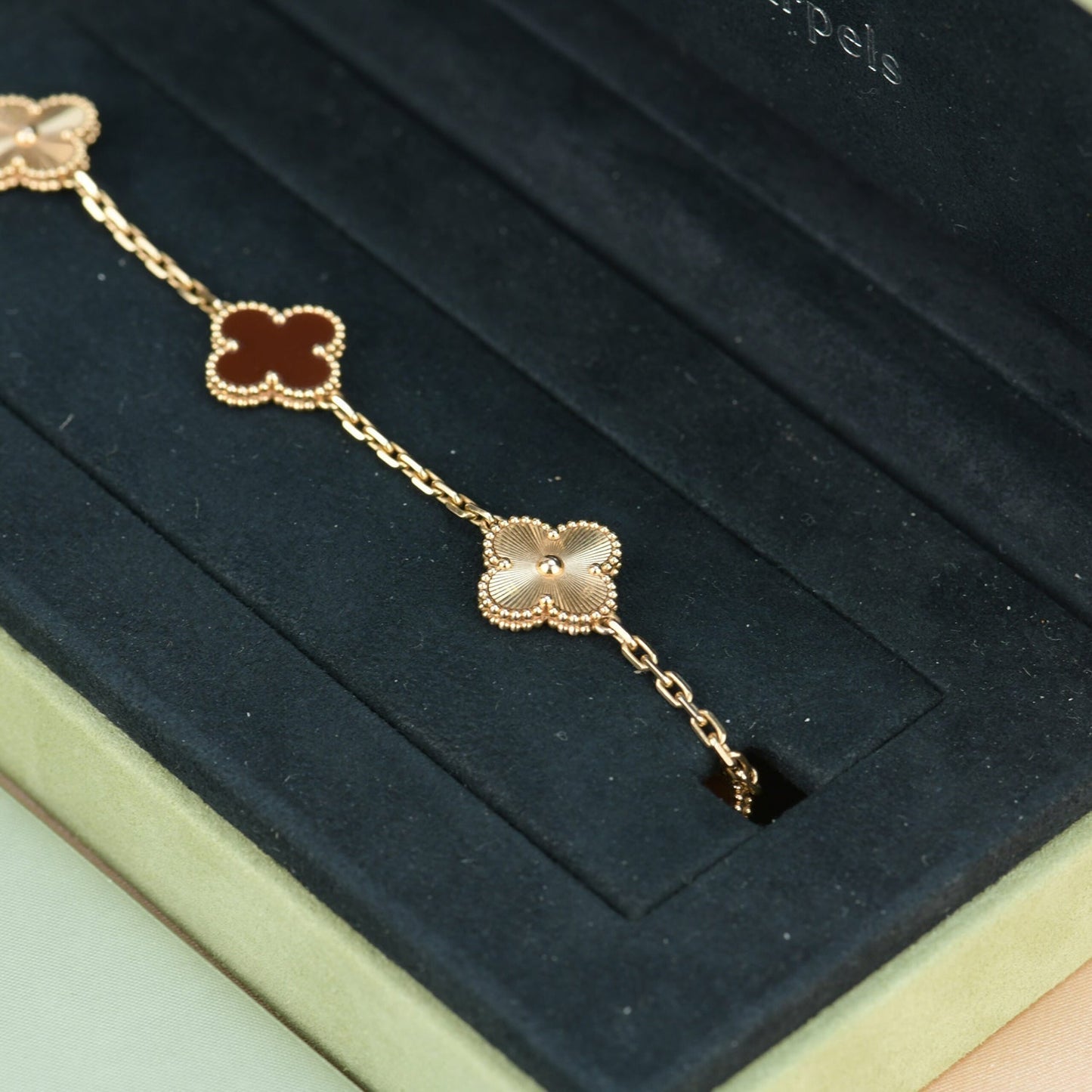 [BloomBling]CLOVER  5 MOTIFS CARNELIAN GOLD BRACELET