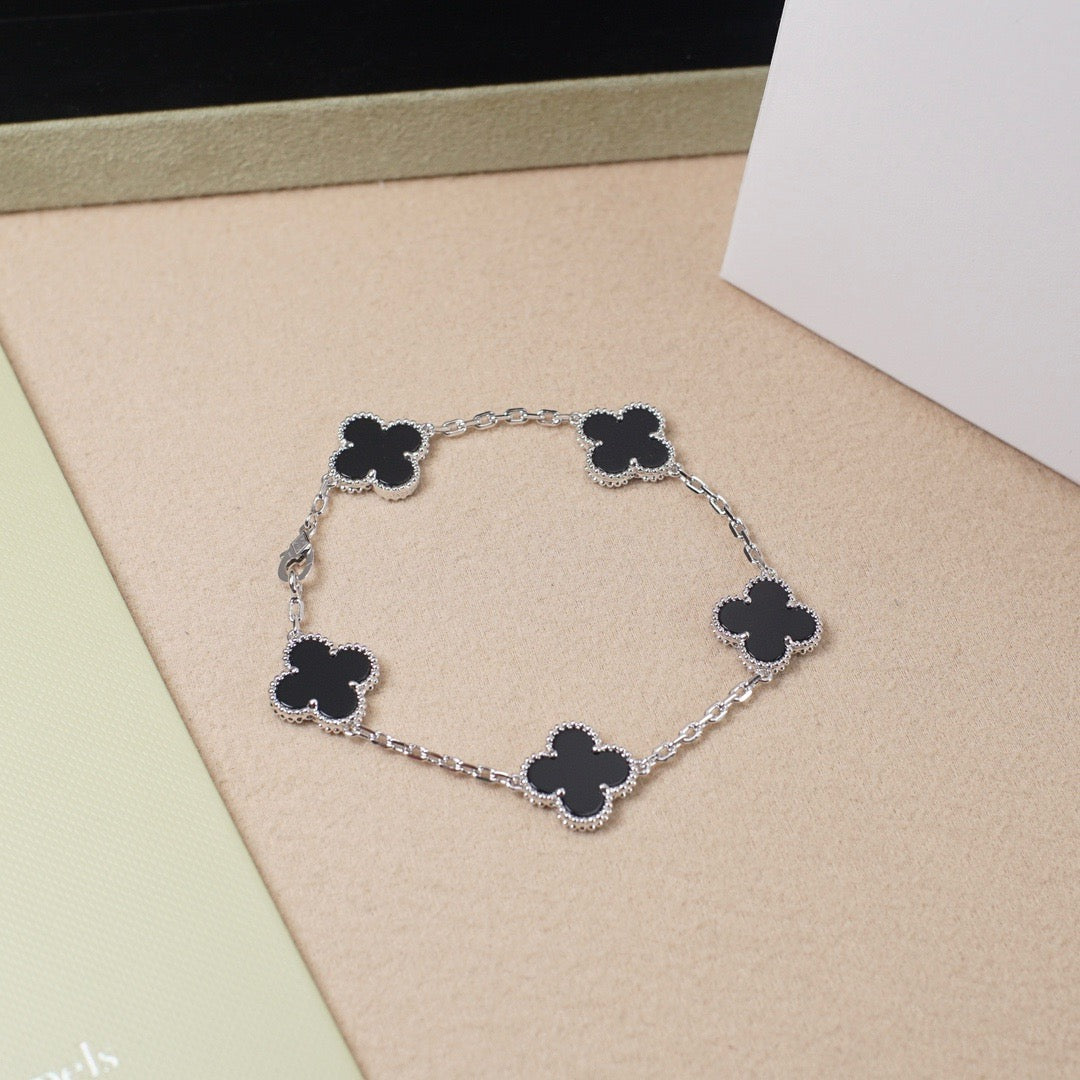 [BloomBling]CLOVER 5 MOTIF ONYXS  BRACELET SILVER