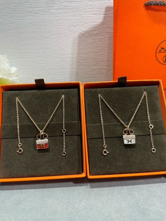 [BloomBling]H CIRCE MOISSANITE PENDANT NECKLACE GOLD