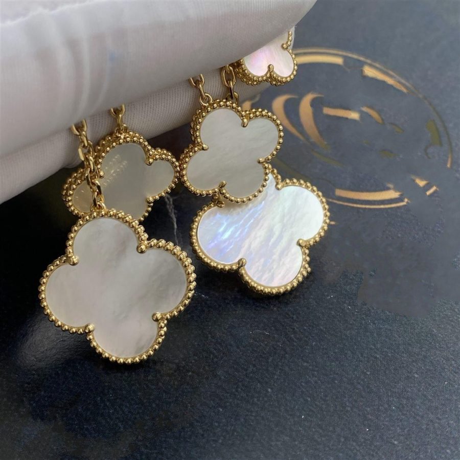 [BloomBling]CLOVER EARRINGS WHITE MOP 4 MOTIFS GOLD
