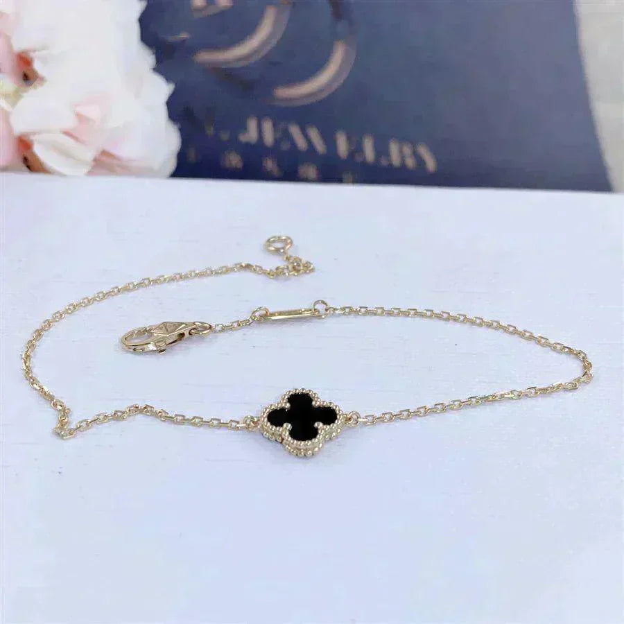 [BloomBling]CLOVER ONYX SINGLE FLOWER BRACELET