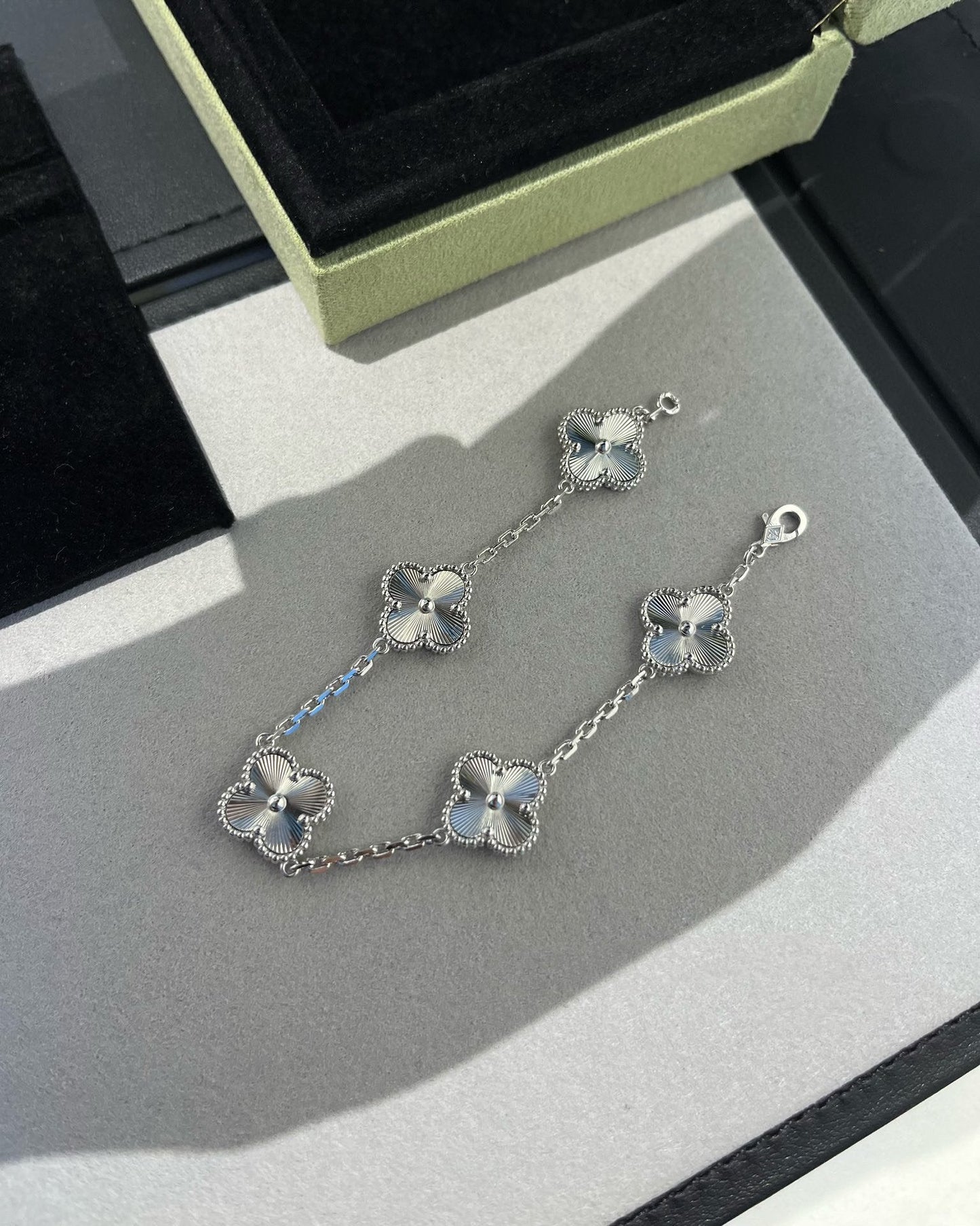 [BloomBling]CLOVER SILVER 5 MOTIFS BRACELET